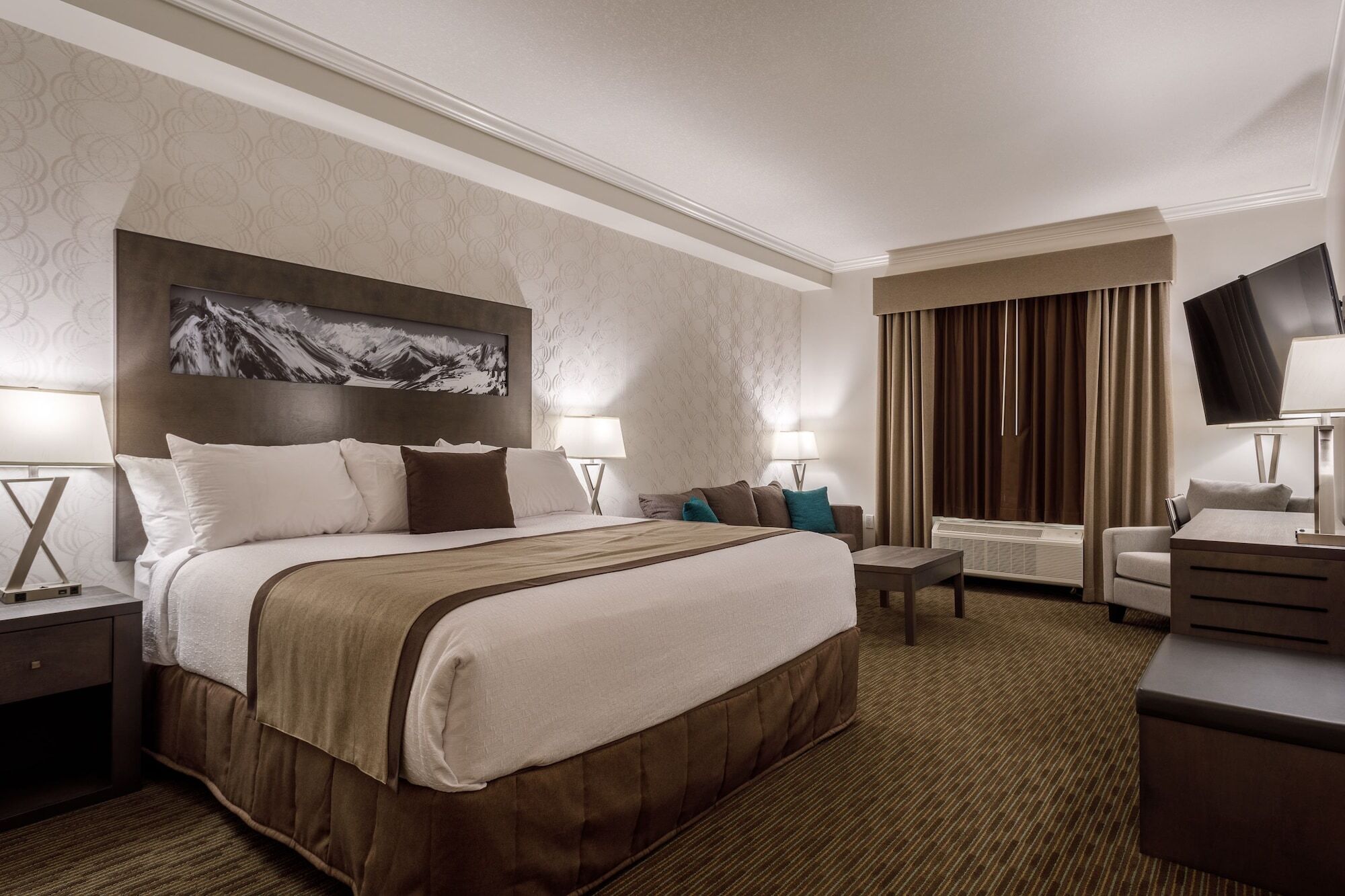Ramada By Wyndham Revelstoke Hotel Exterior foto